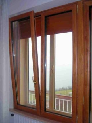 Profili in legno vercelli omr serramenti di riva Serramenti legno alluminio caratteristiche