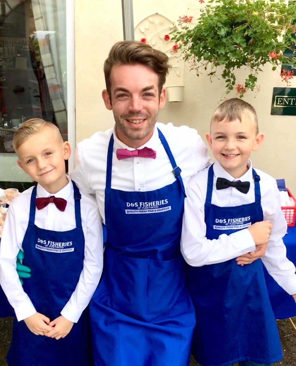 Fresh Fish & Seafood direct from Fleetwood! Stores in Widnes & Chorley