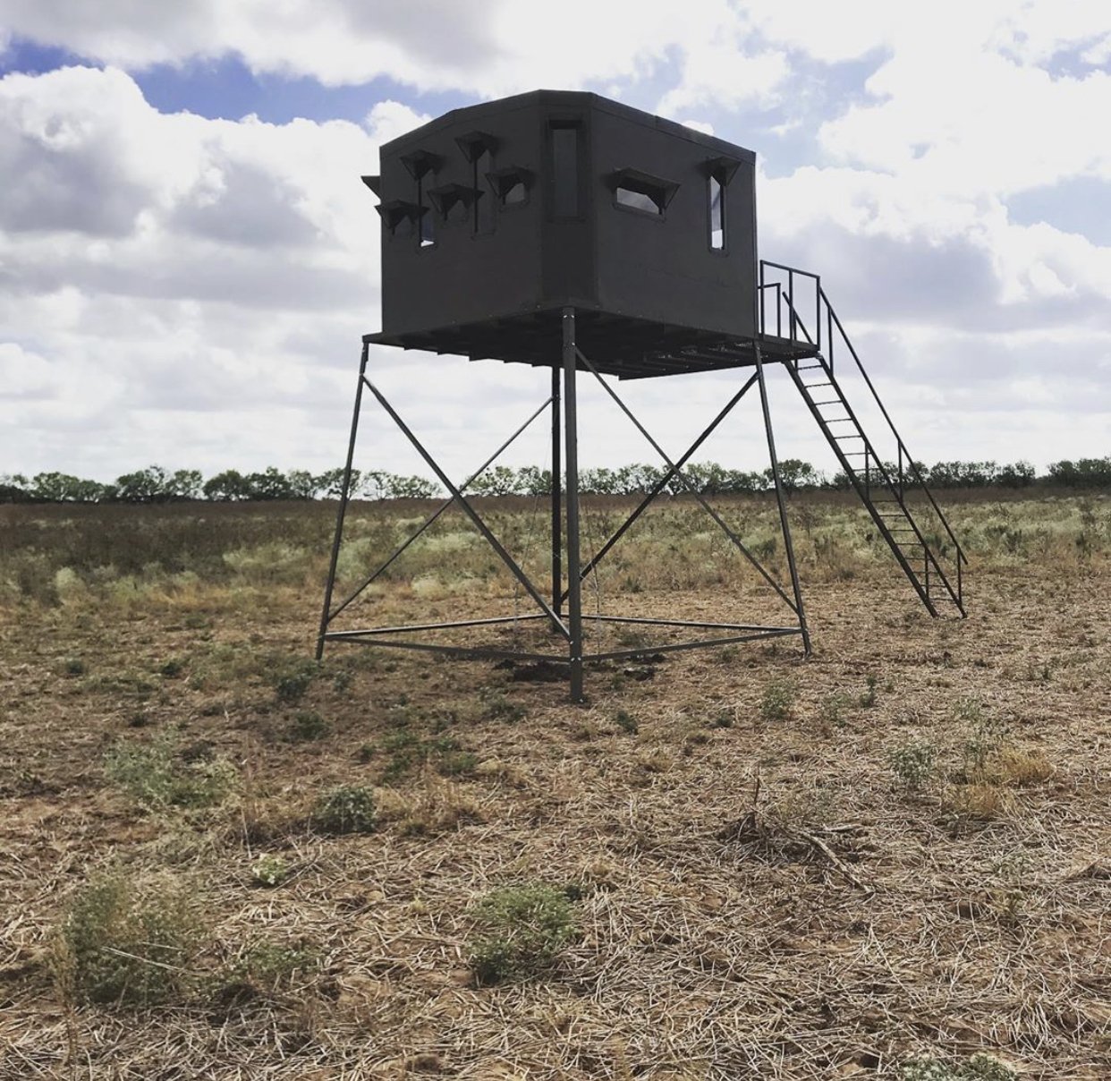 Deer Blinds, Deer Feeders, Feed Bins, Feed Jets Texas Wildlife Supply