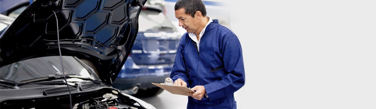 Mechanic providing repairs for a car in Gawler Mechanic providing car services in Gawler