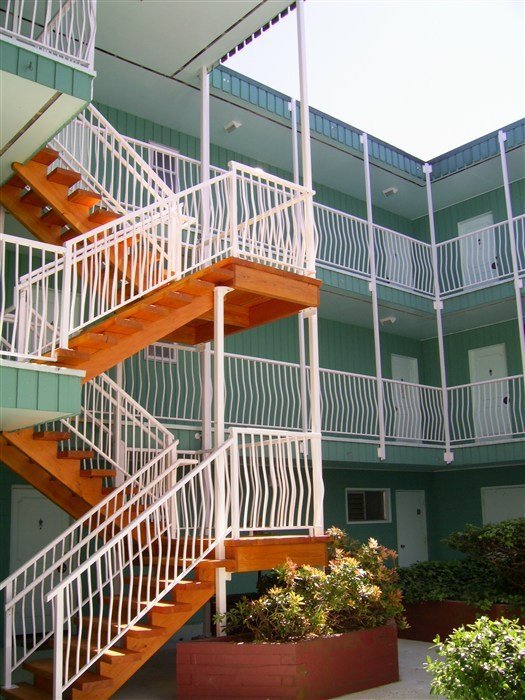 Picket Railings Nanaimo, BC SunRay Aluminum Railings