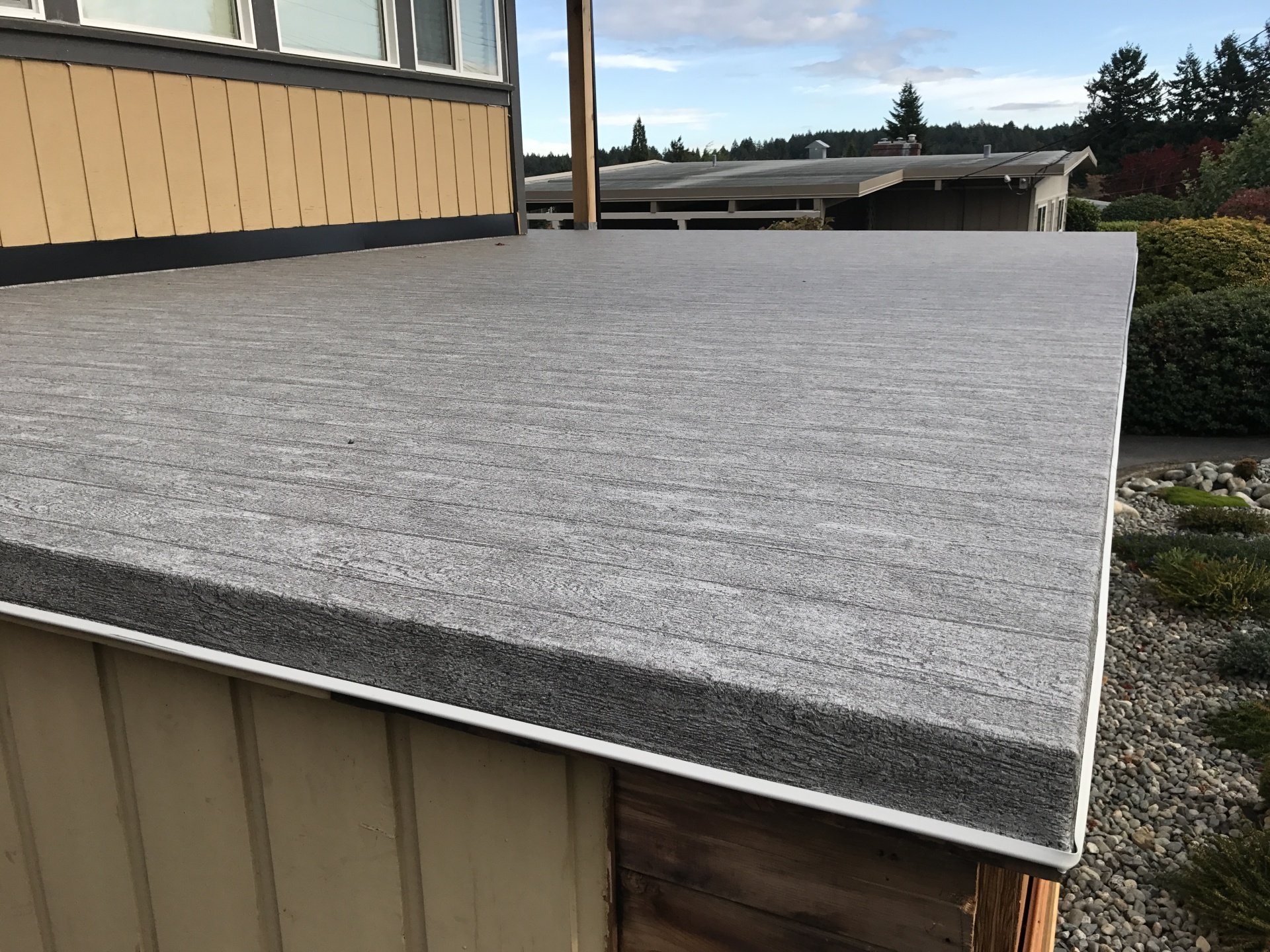 Custom Railing | Nanaimo, BC | SunRay Aluminum Railings