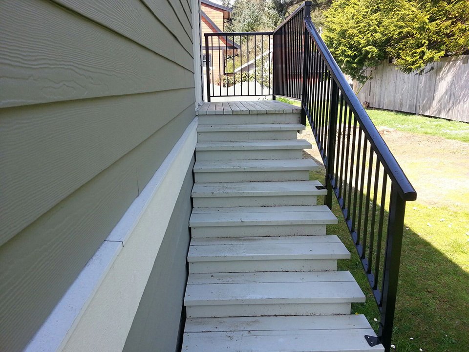 Custom Railing Nanaimo, BC SunRay Aluminum Railings