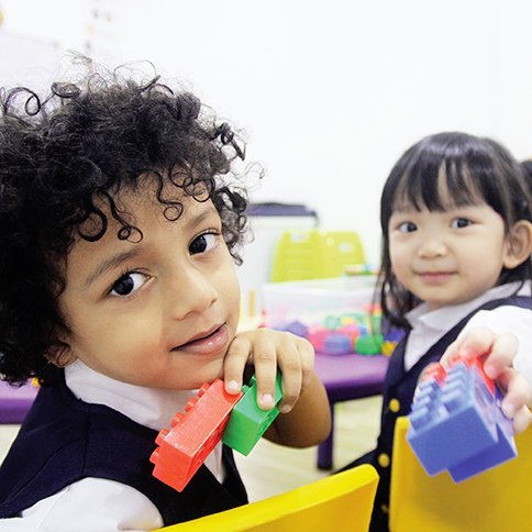 Find real parents footage montage story message talk about how Shambala Kidz Leadership Pre School toddlers learn through play. Organised activities help develop their learning in an informal setting.