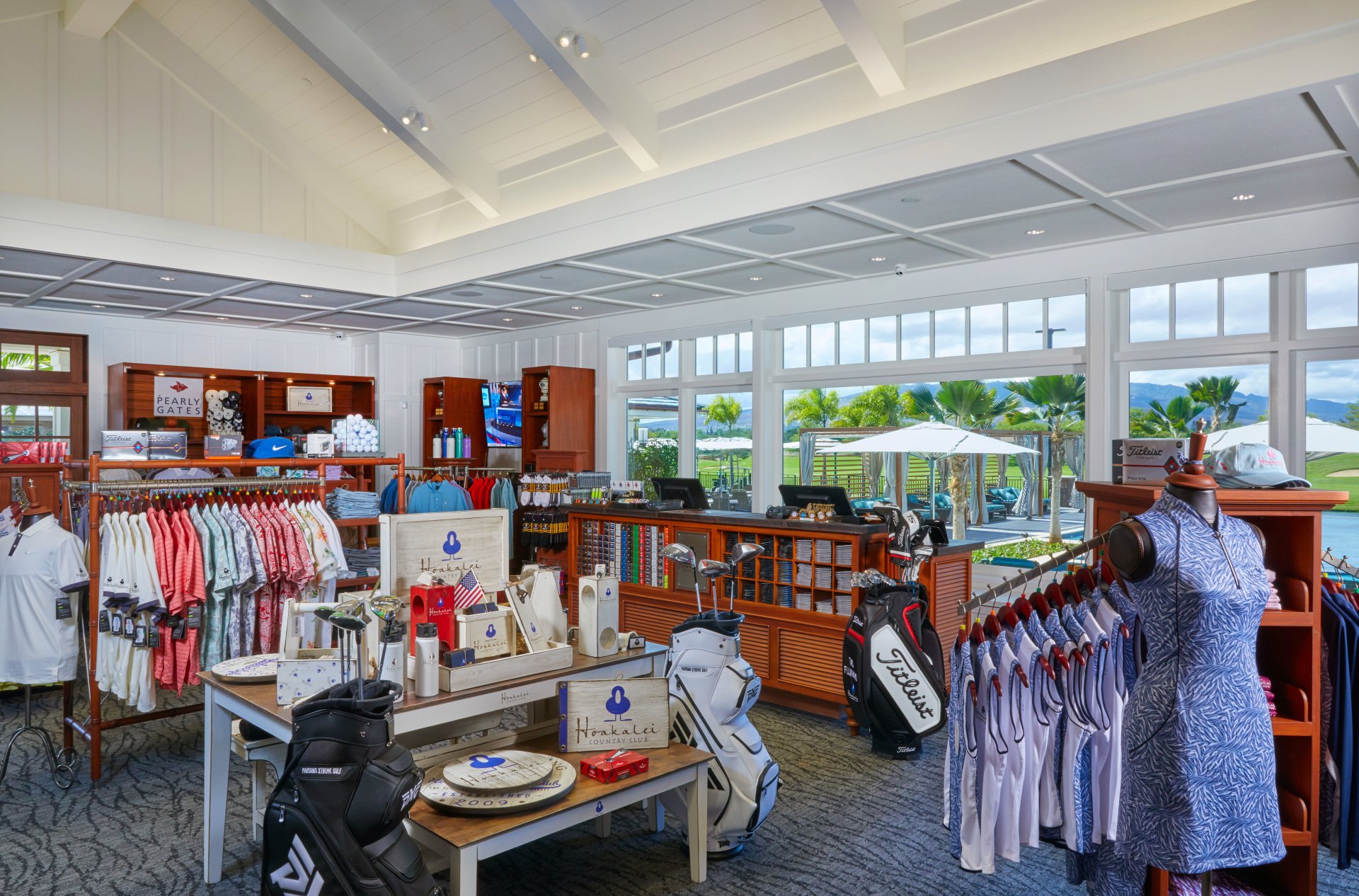 Pro/Golf Shop Display Charleston, SC Bauer International