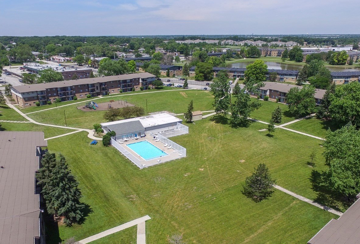 Willow Hill Apartments Apartments in Justice, IL