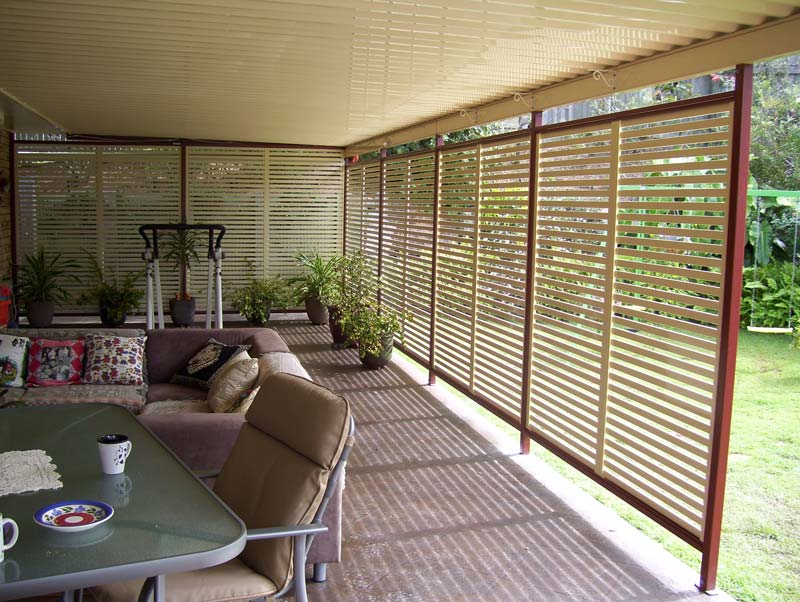 porch with vista screen
