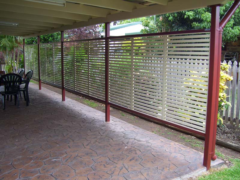 white vista screens with red trim