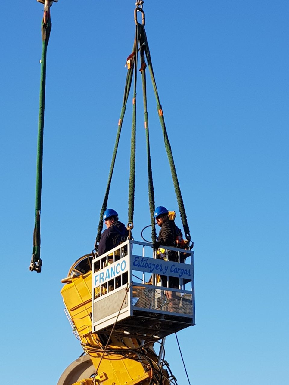 FRANCO ESTIBAJES Y CARGAS