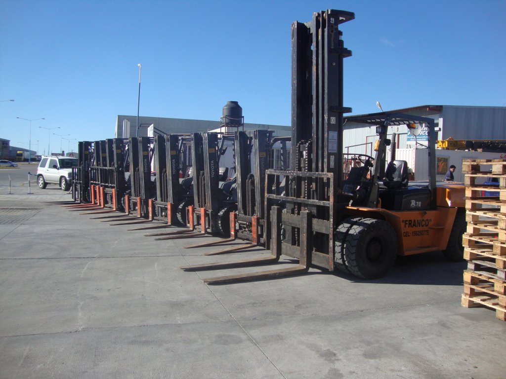 FRANCO ESTIBAJES Y CARGAS