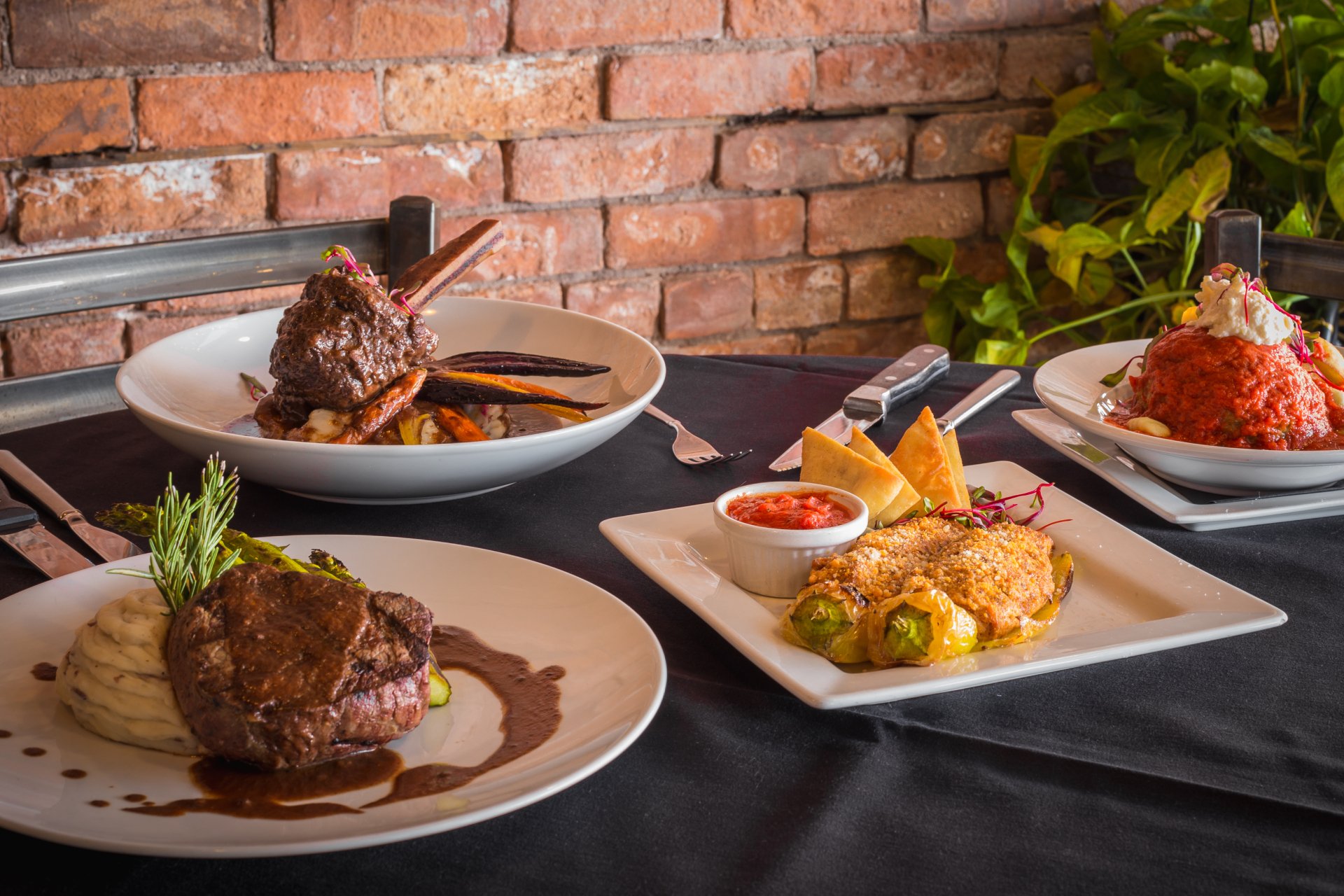 Canal Club 62 | Local Restaurant in North Tonawanda, NY