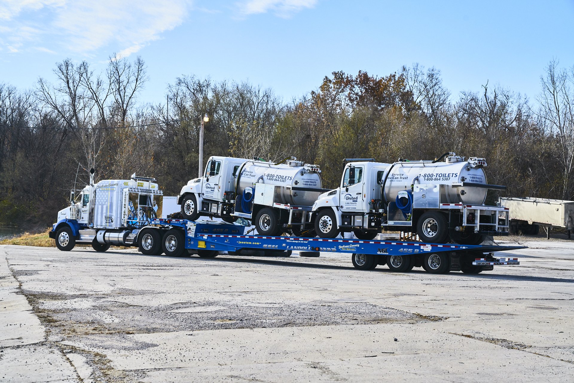 24 Hour Tow Truck Service Blue Springs MO Independence MO