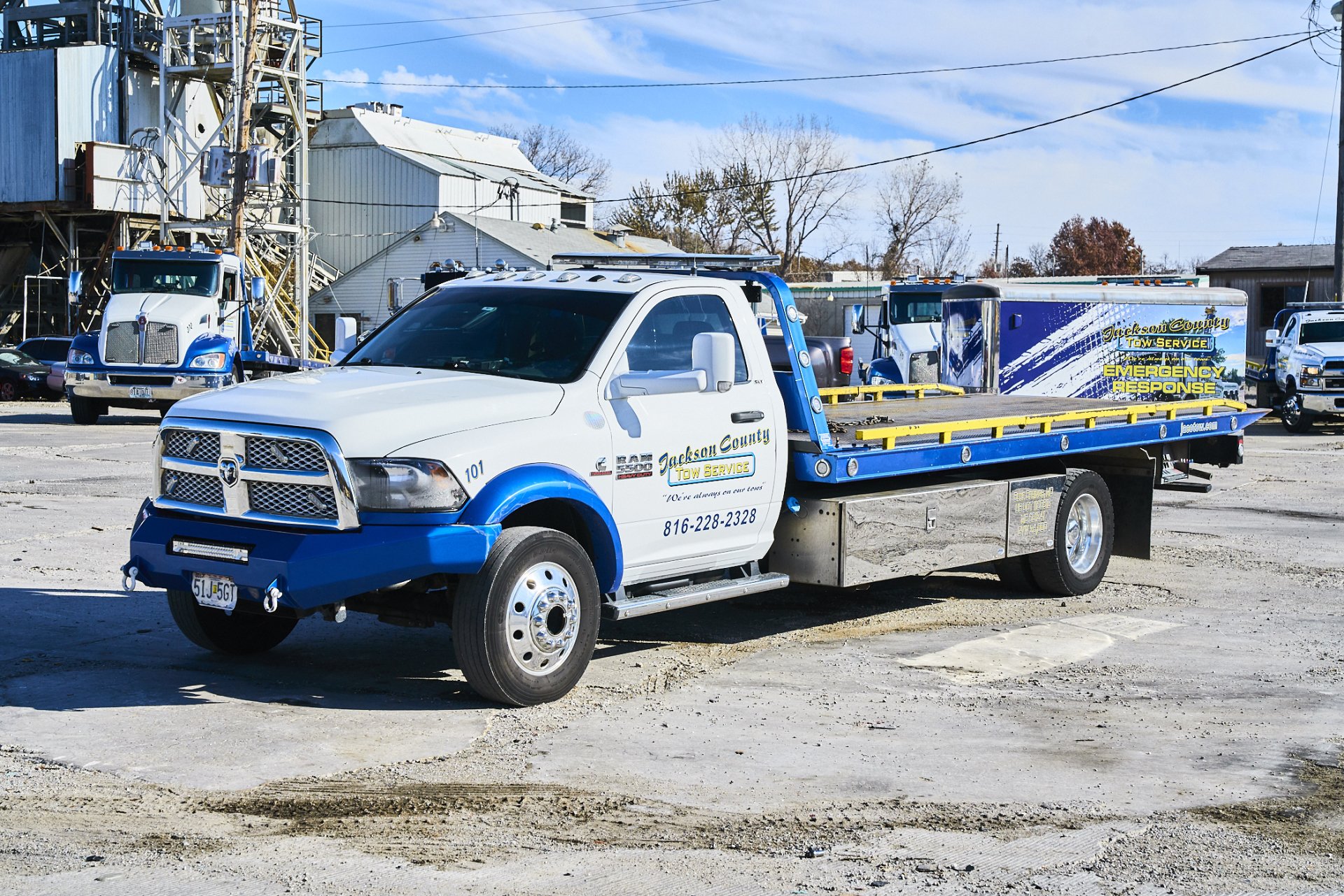 24 Hour Tow Truck Service Blue Springs MO Independence MO