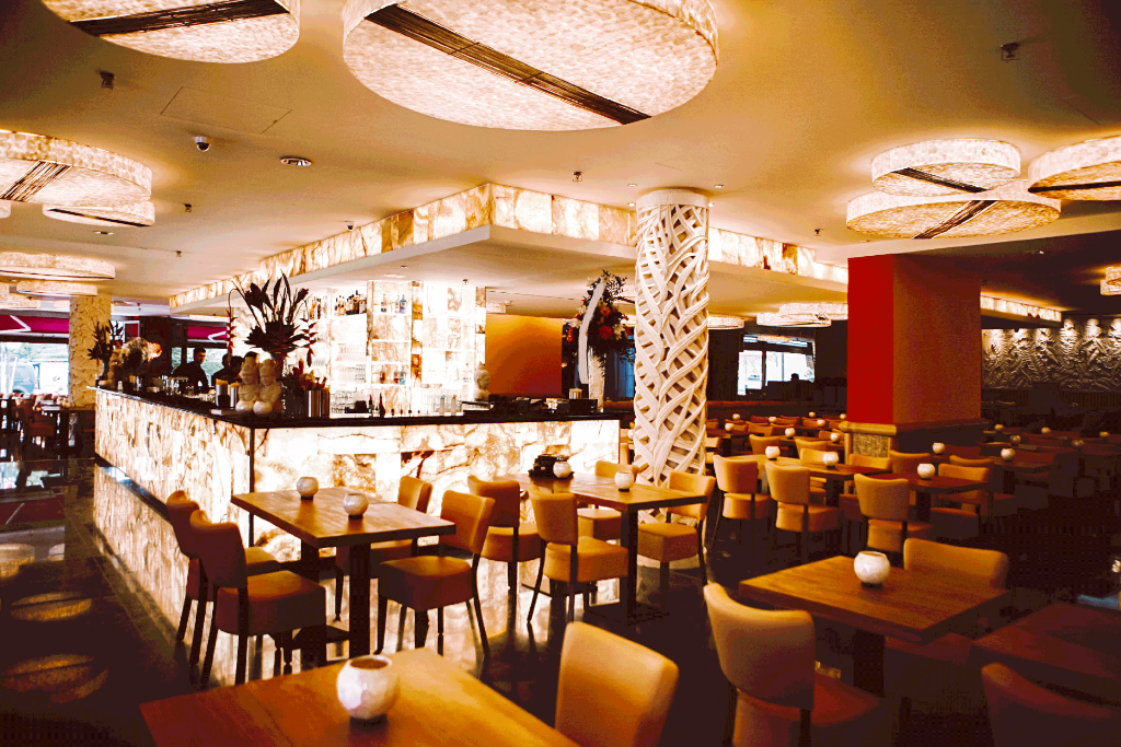 Indisch essen Berlin - Restaurant & Cocktail Bar AMRIT