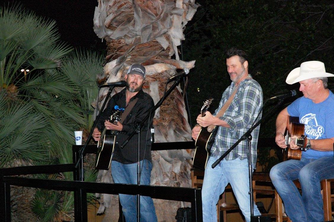 String Thing Concert Series Live Music at Fiddlestrings Sports Bar