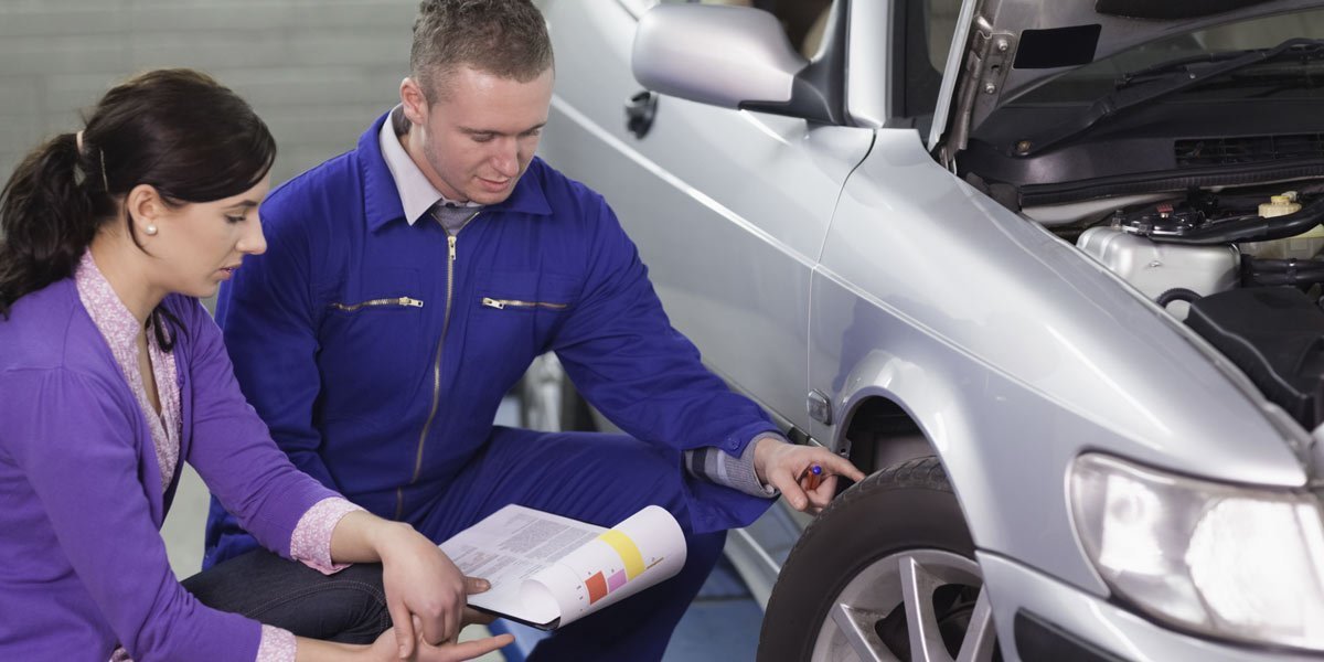 A man performing a tyre alignment in Maudsland or Helensvale