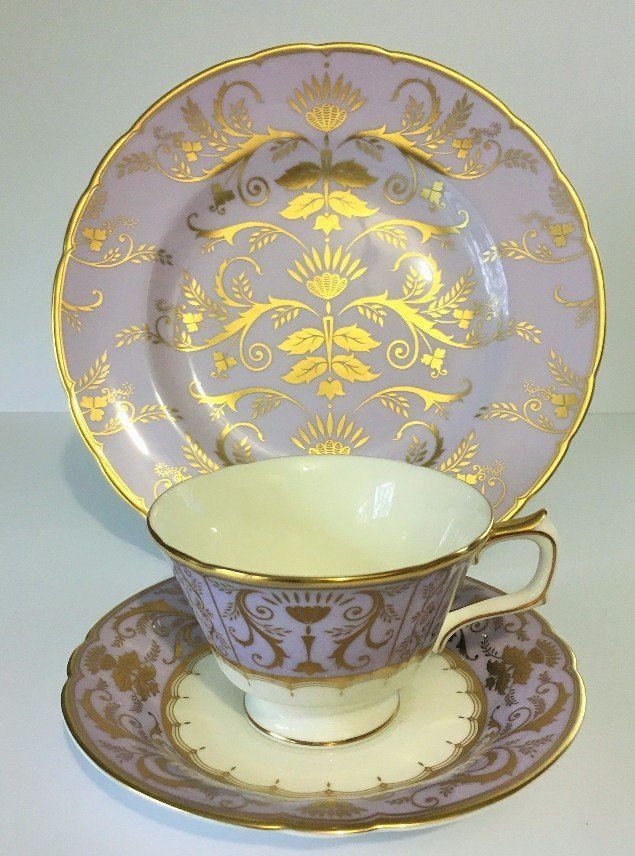 ROYAL CROWN DERBY DARLEY ABBEY HARLEQUIN