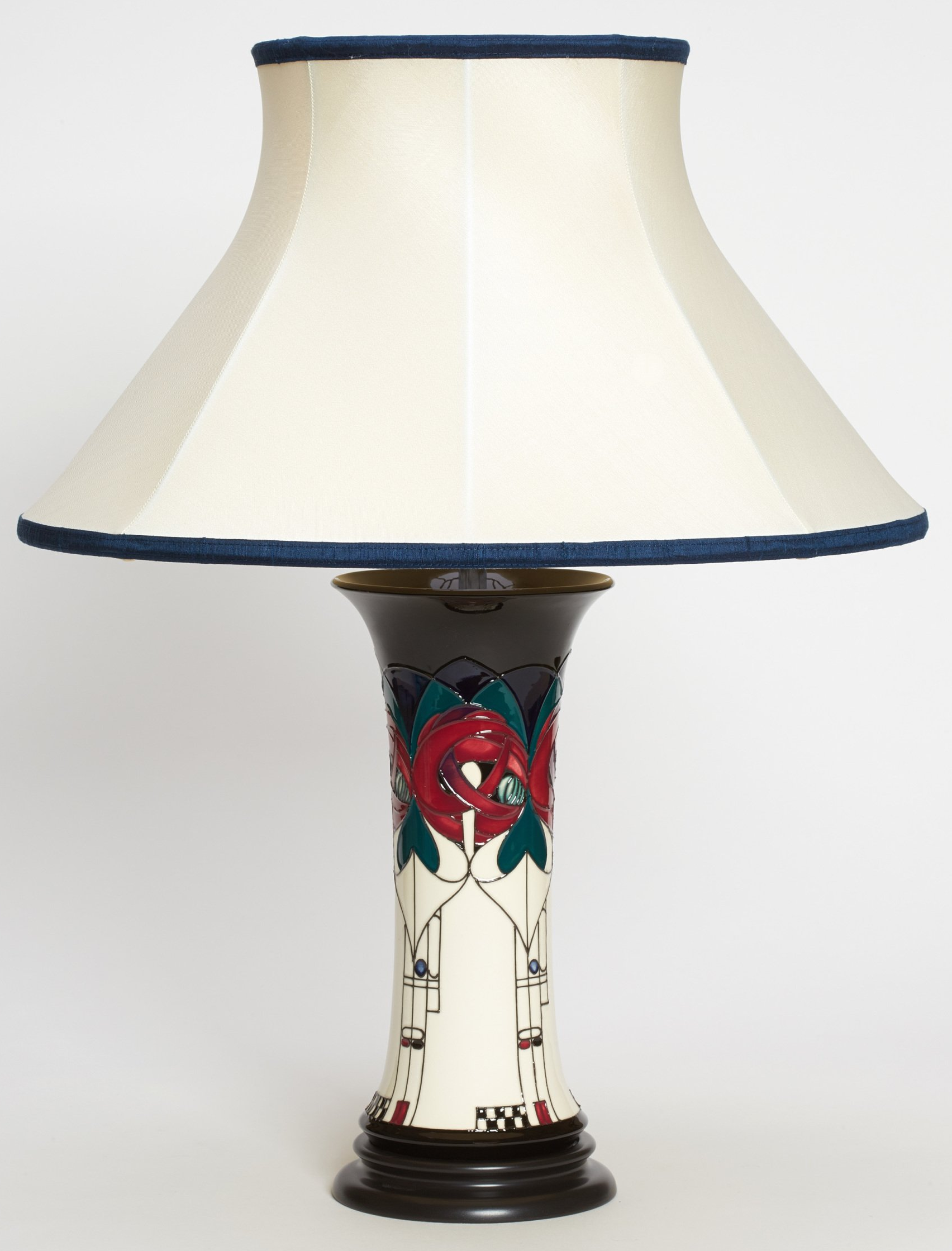 Faulconbridge Antiques Moorcroft Lamps