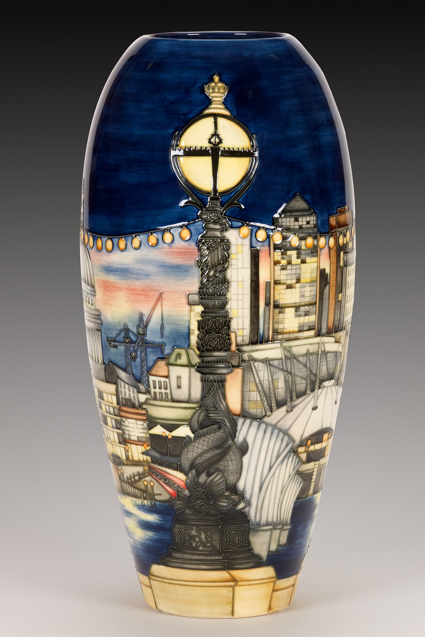 faulconbridge_antiques_ MOORCROFT PRESTIGE LONDON VASE