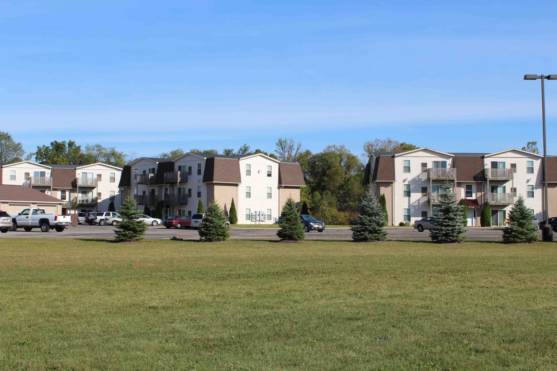 Lakeside Apartments Mejola Properties