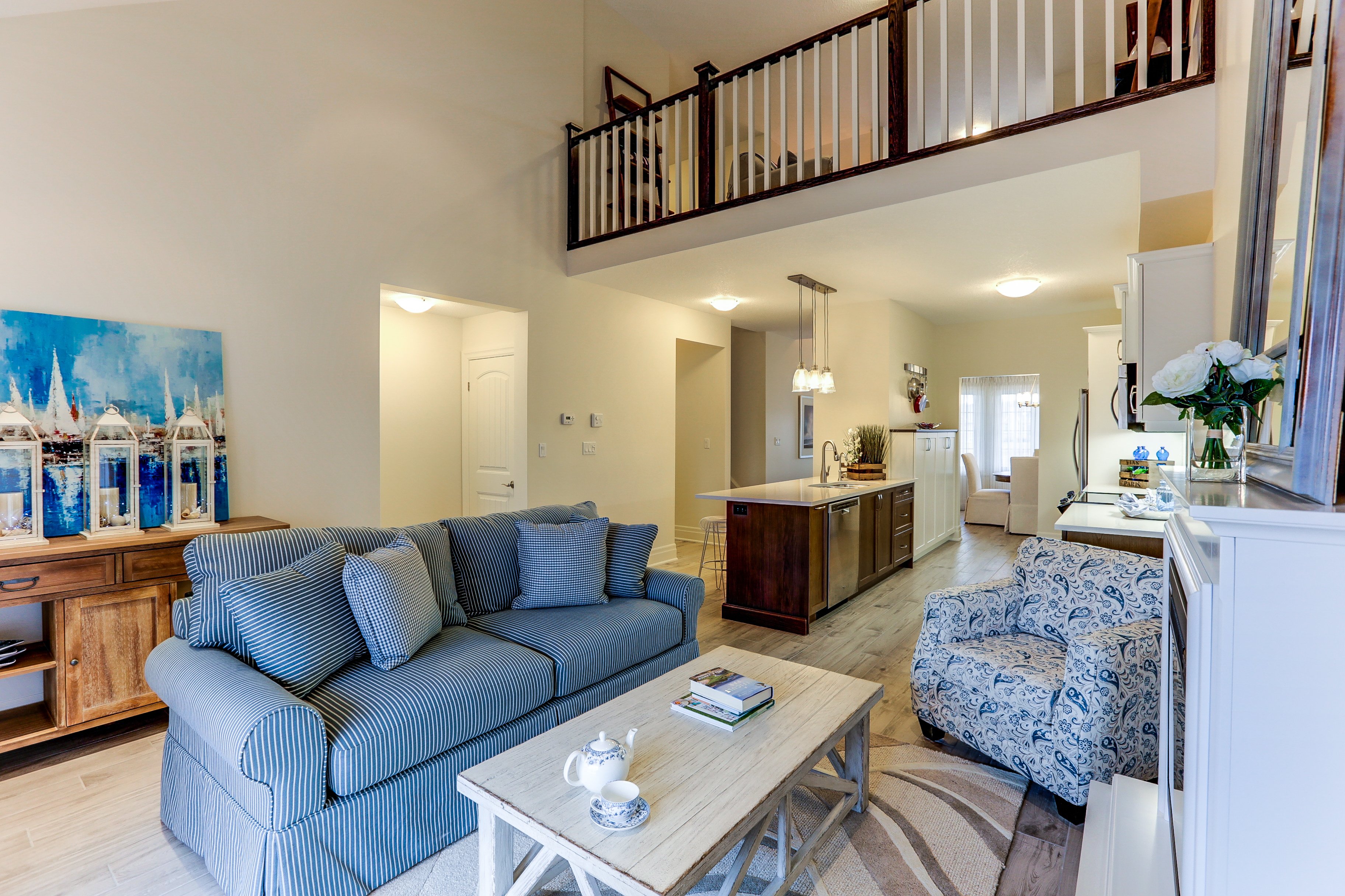 Live Cobble Beach Owen Sound, Ontario, Canada