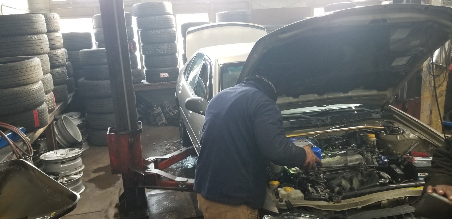 Mo Tires Tire Shop in Waukegan, IL Tire & Auto Repair