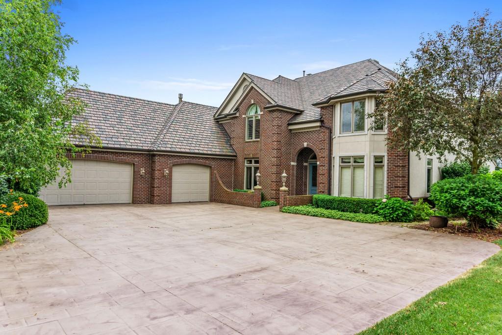 Lake Country Homes Oconomowoc, WI Pat Bolger Realty