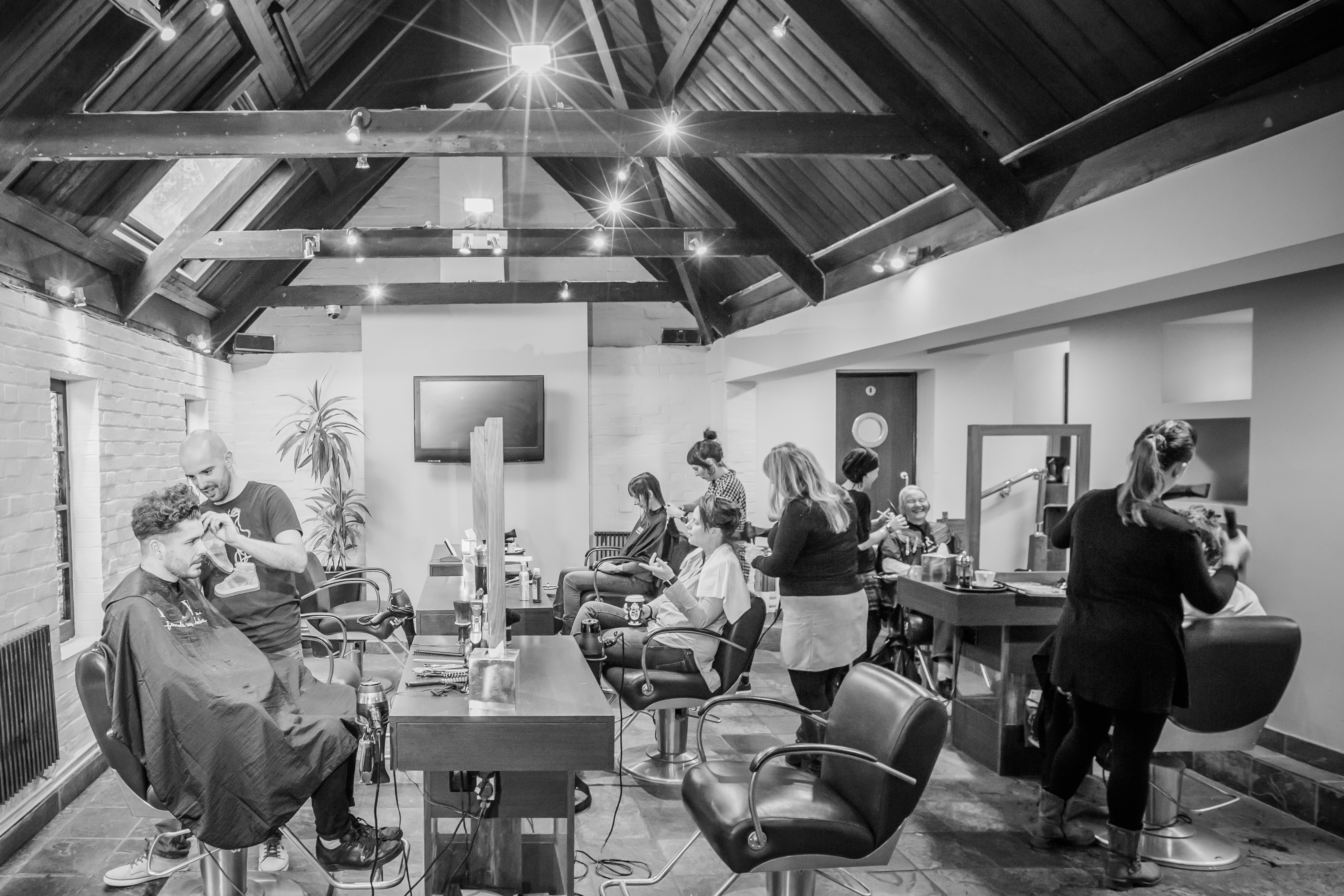 Prive Leatherhead Luxury Hair Salon