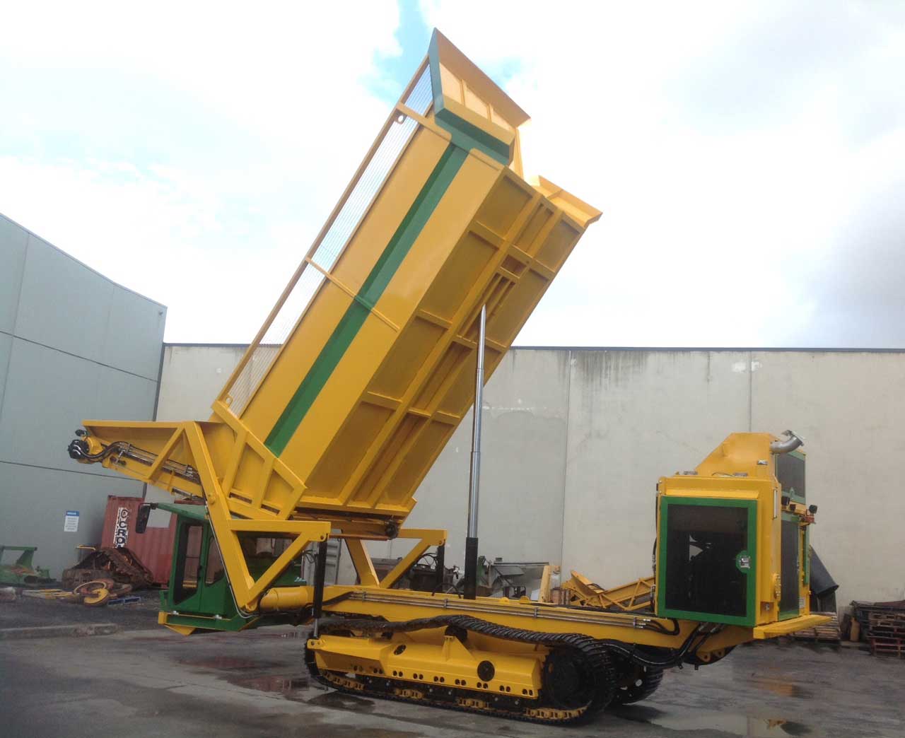Cane Harvester Equipment in Mackay Sammut Harvester & Hydraulics