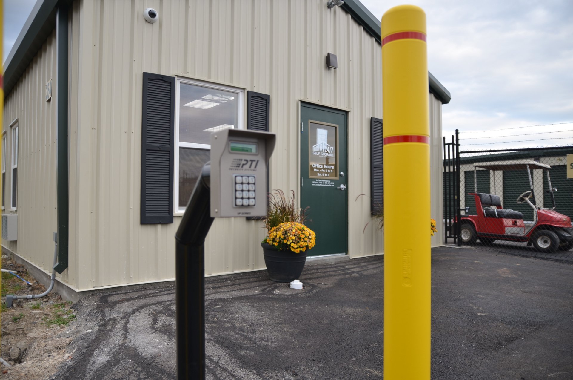 Our Facility Louisville, KY 24/7 Self Storage