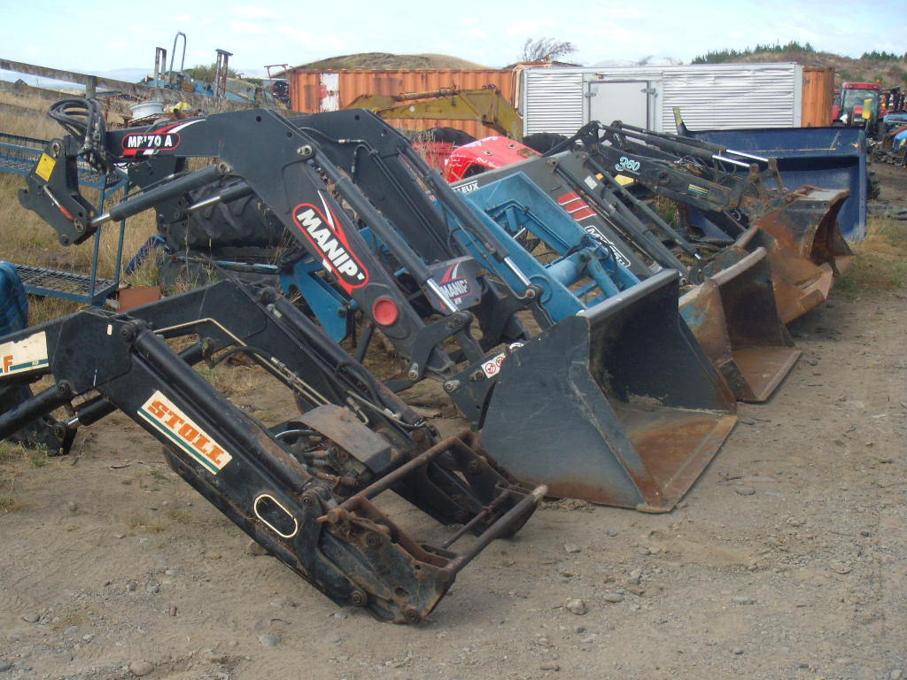 Tractor parts New Zealand Manawatu Tractor Dismantlers