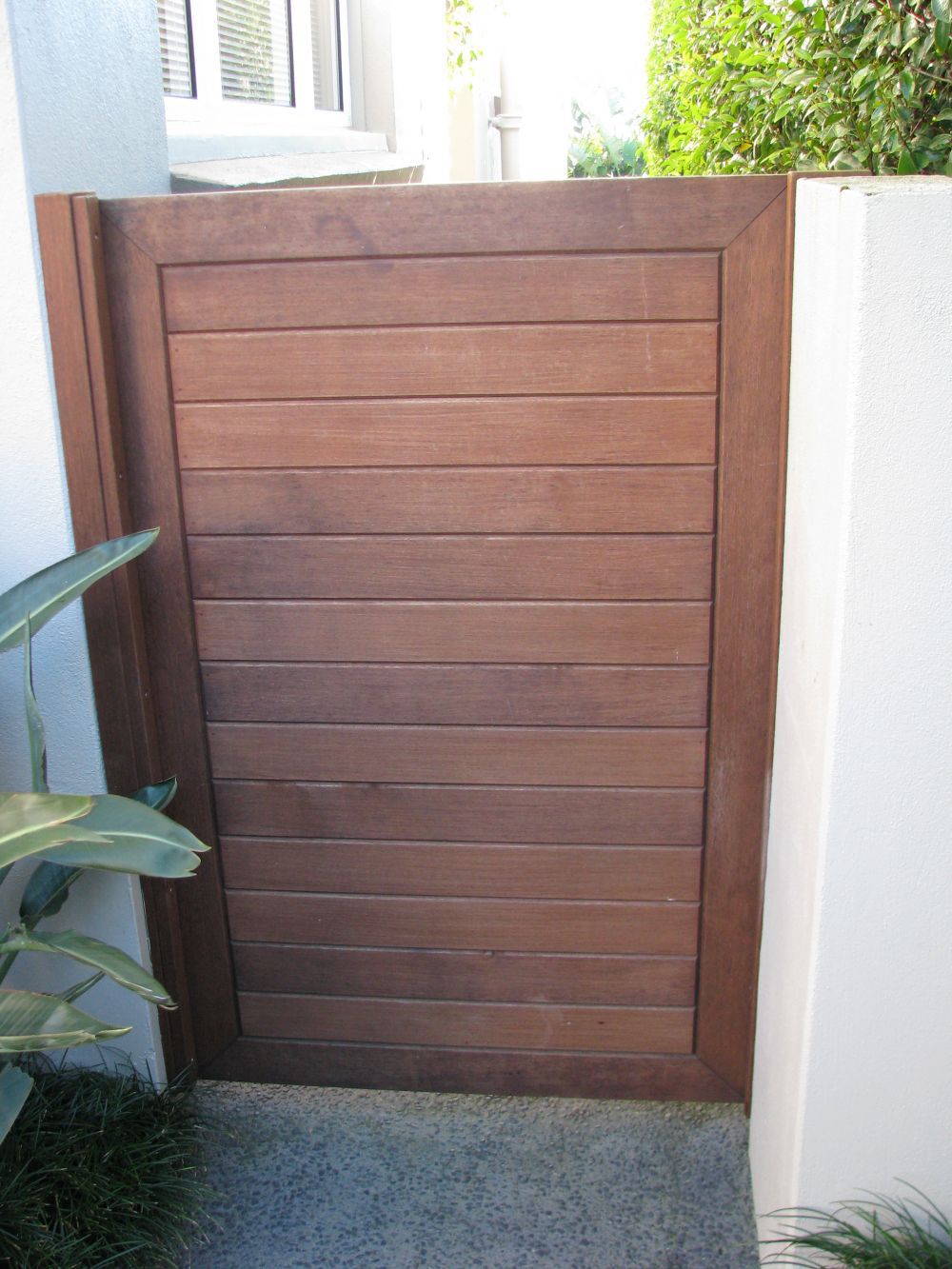 Timber gate