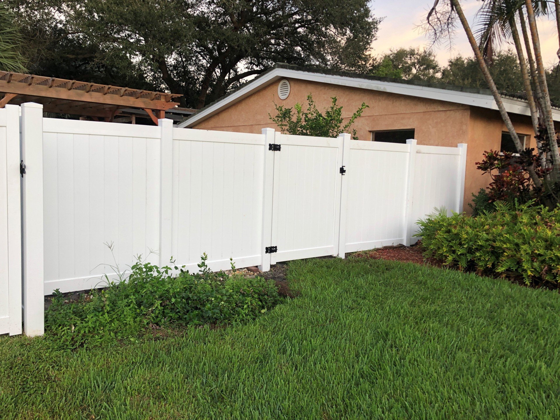 Gallery Fort Myers, FL Zavala Fence