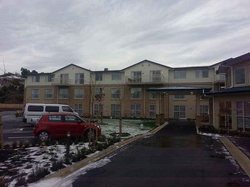 apartment complex parking lot