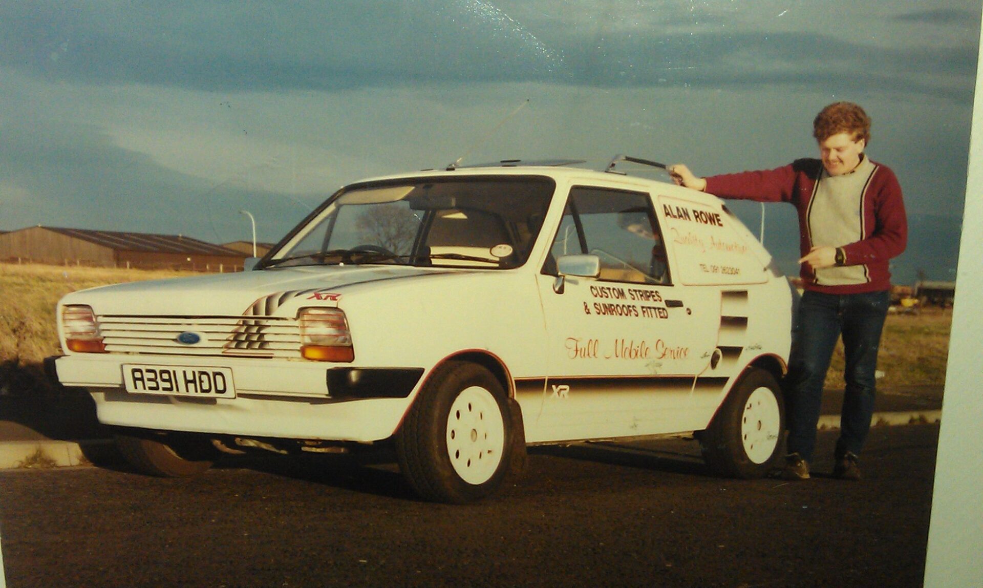 Alan Rowe Signs and Graphics Design and Fitting Signs and Graphics