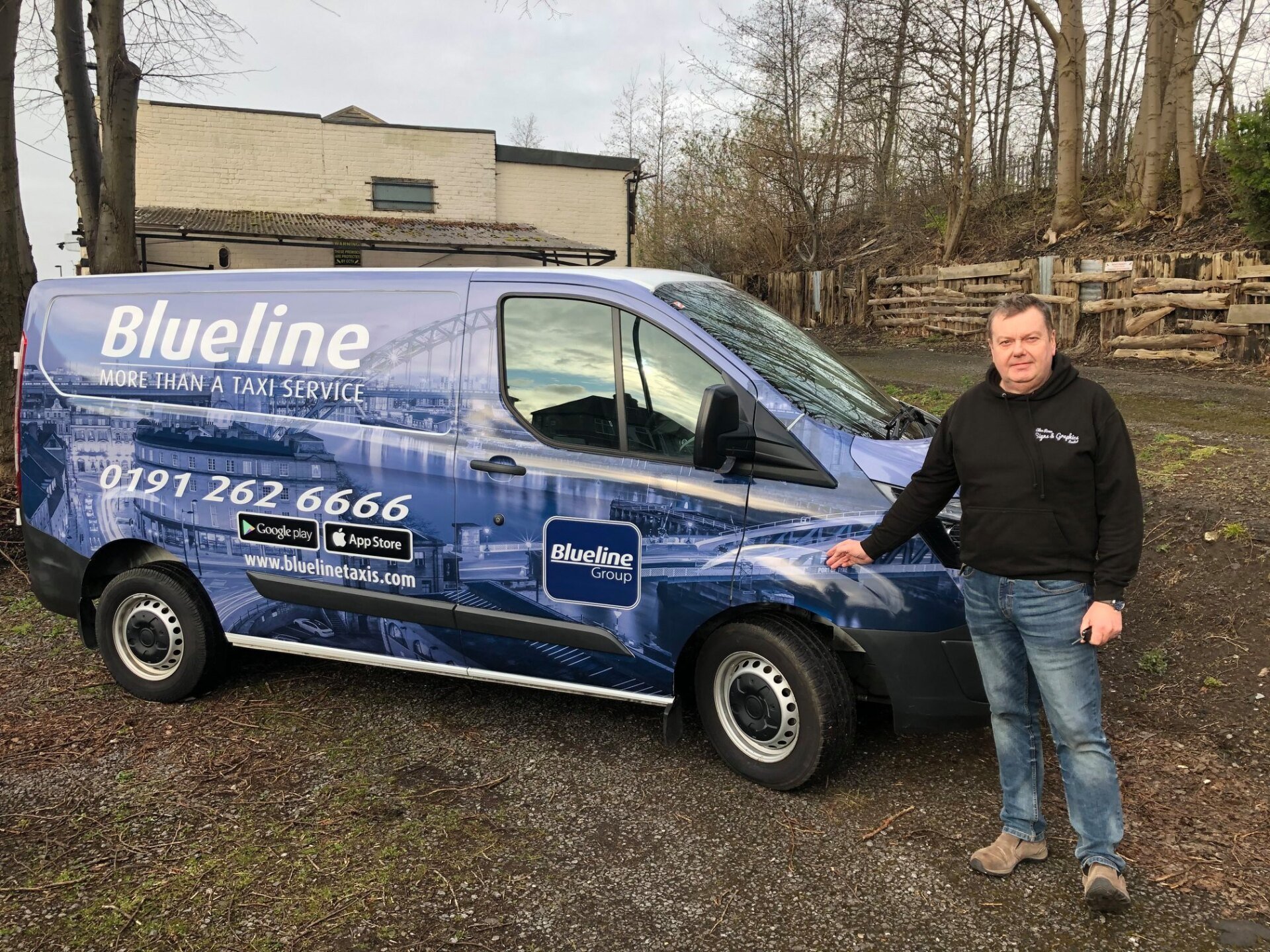 Alan Rowe Signs and Graphics Design and Fitting Signs and Graphics