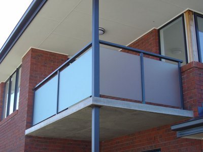 creative boundaries glass fencing in home