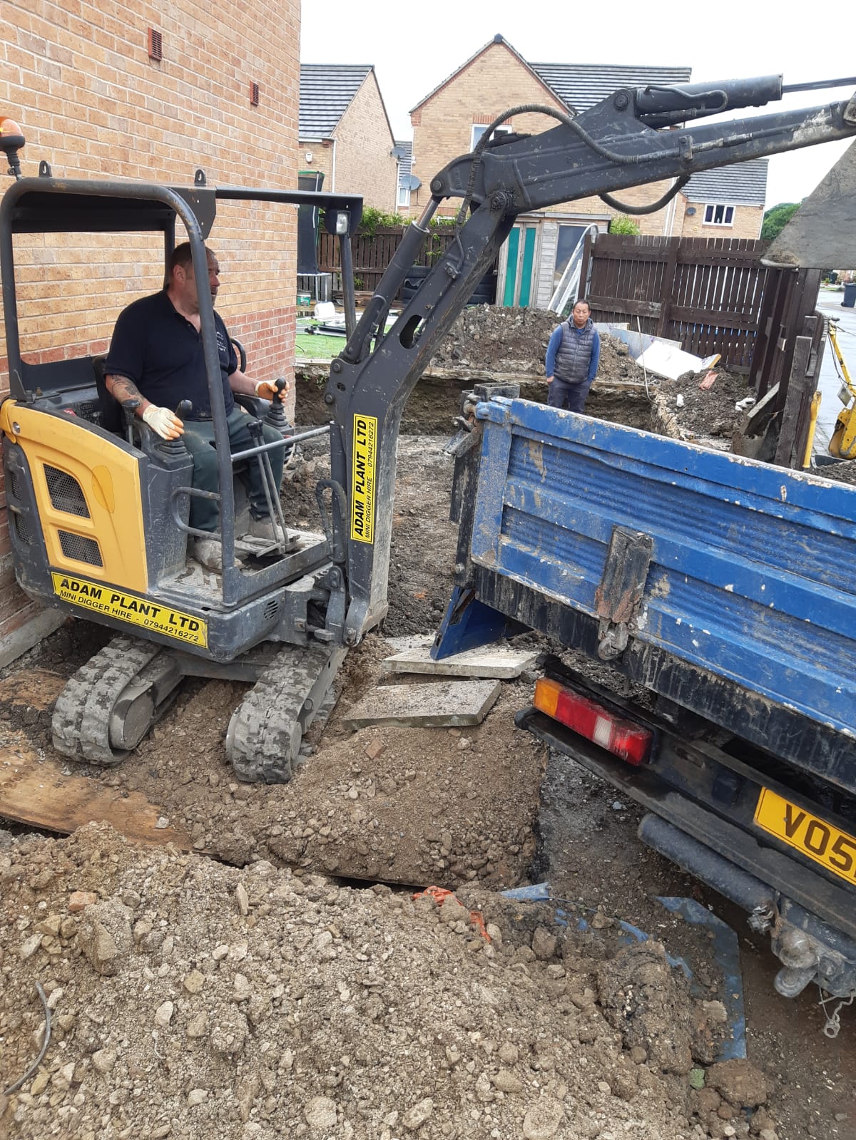 Small digger hire Leeds, West Yorkshire Adam Plant
