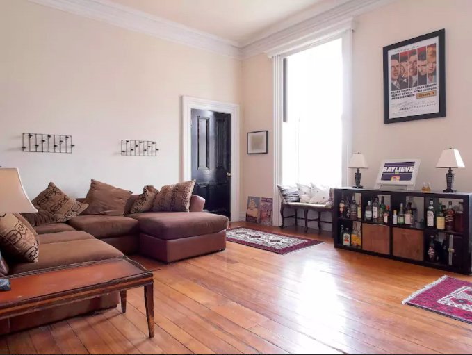 Landmark Property Management 103 W Monument Apartments