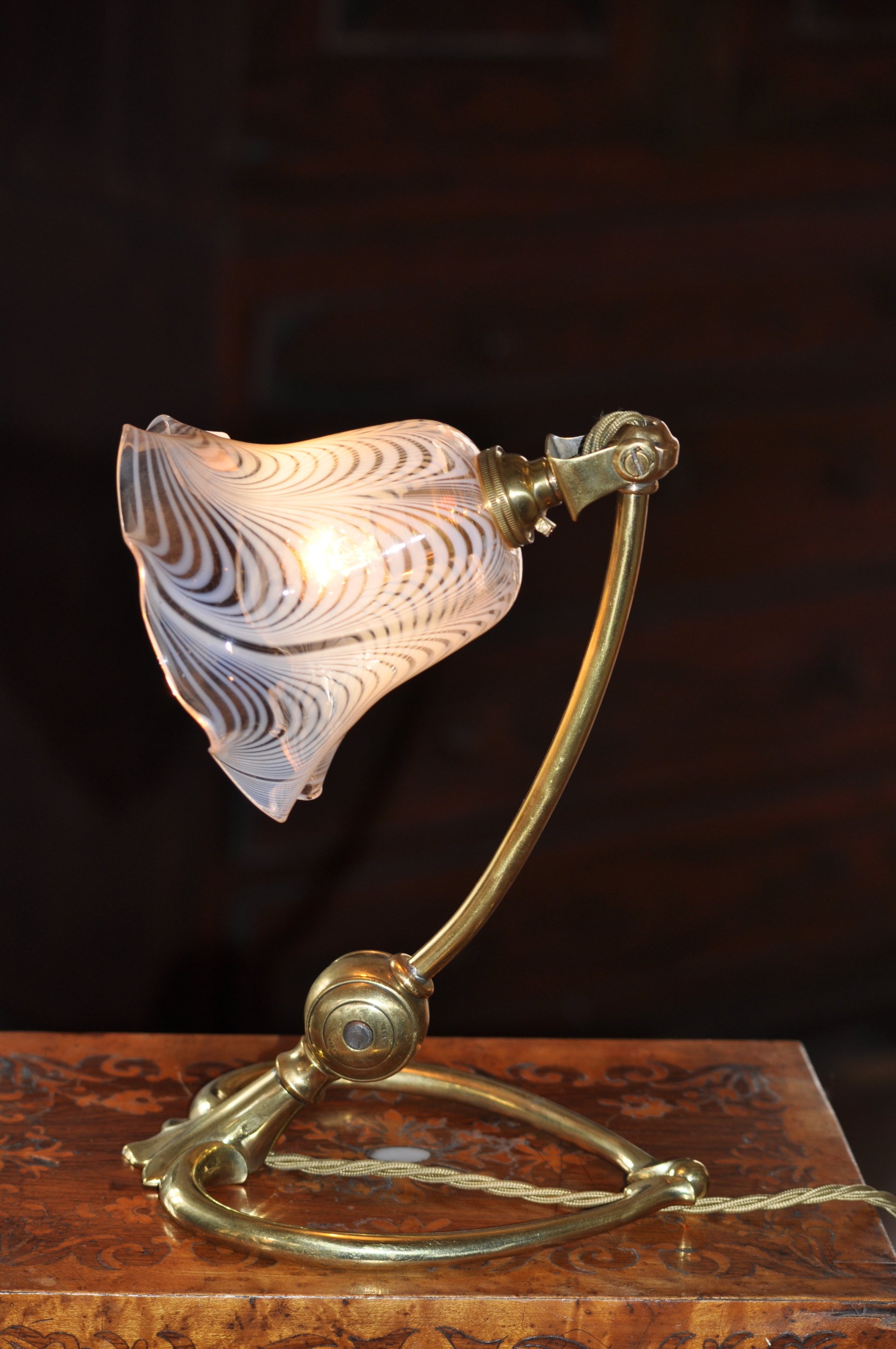 The Lamp Gallery Original Victorian & Edwardian Lamps