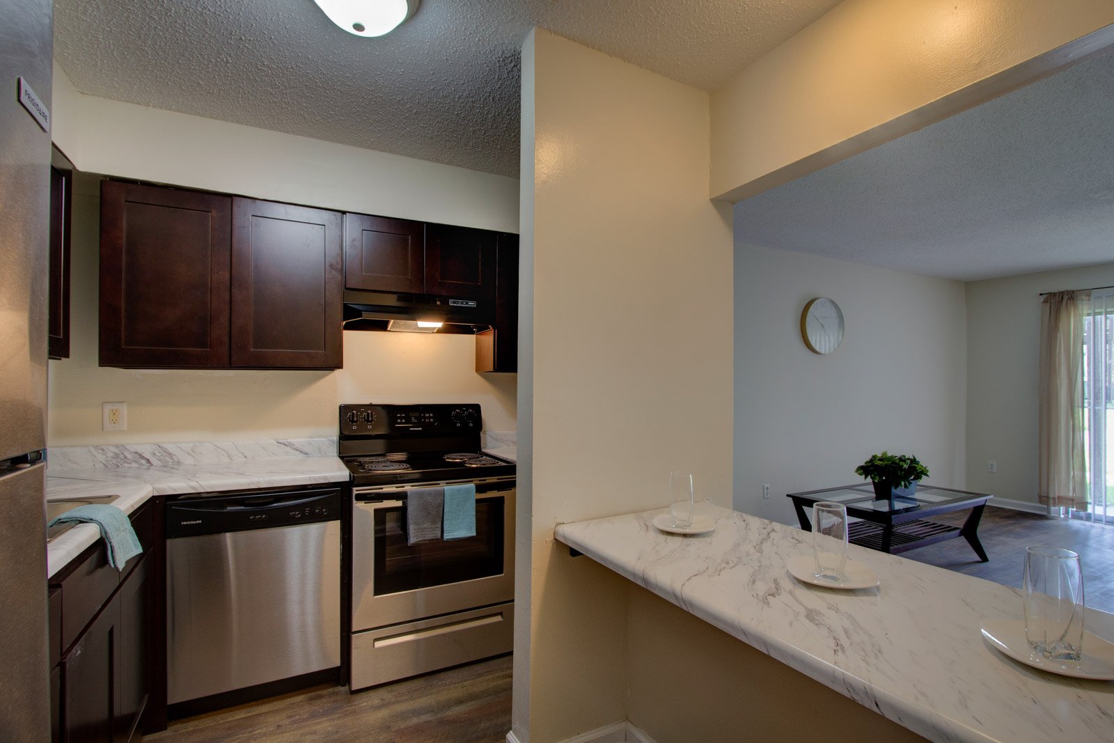 Photo Gallery Jackson Valley Apartments, Jackson, MS