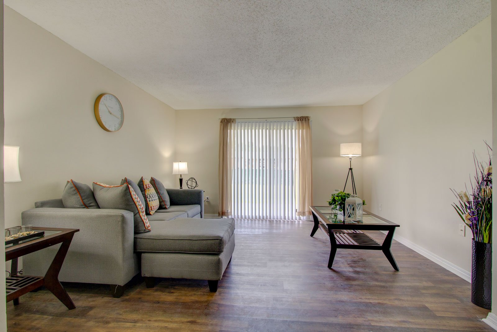 Photo Gallery Jackson Valley Apartments, Jackson, MS