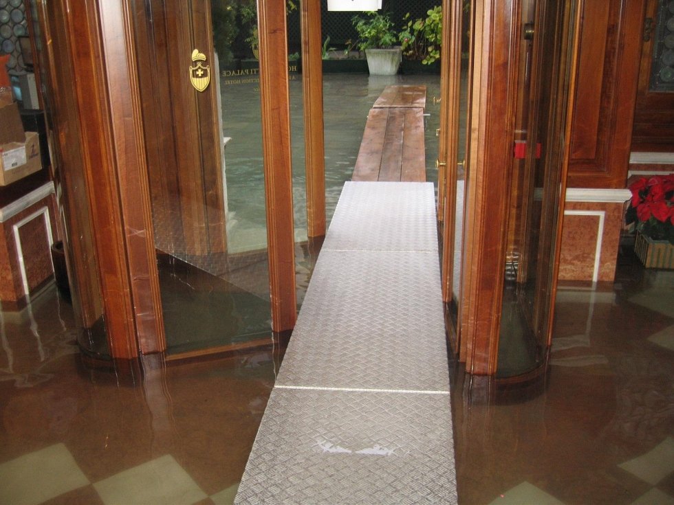 passerella d'ingresso