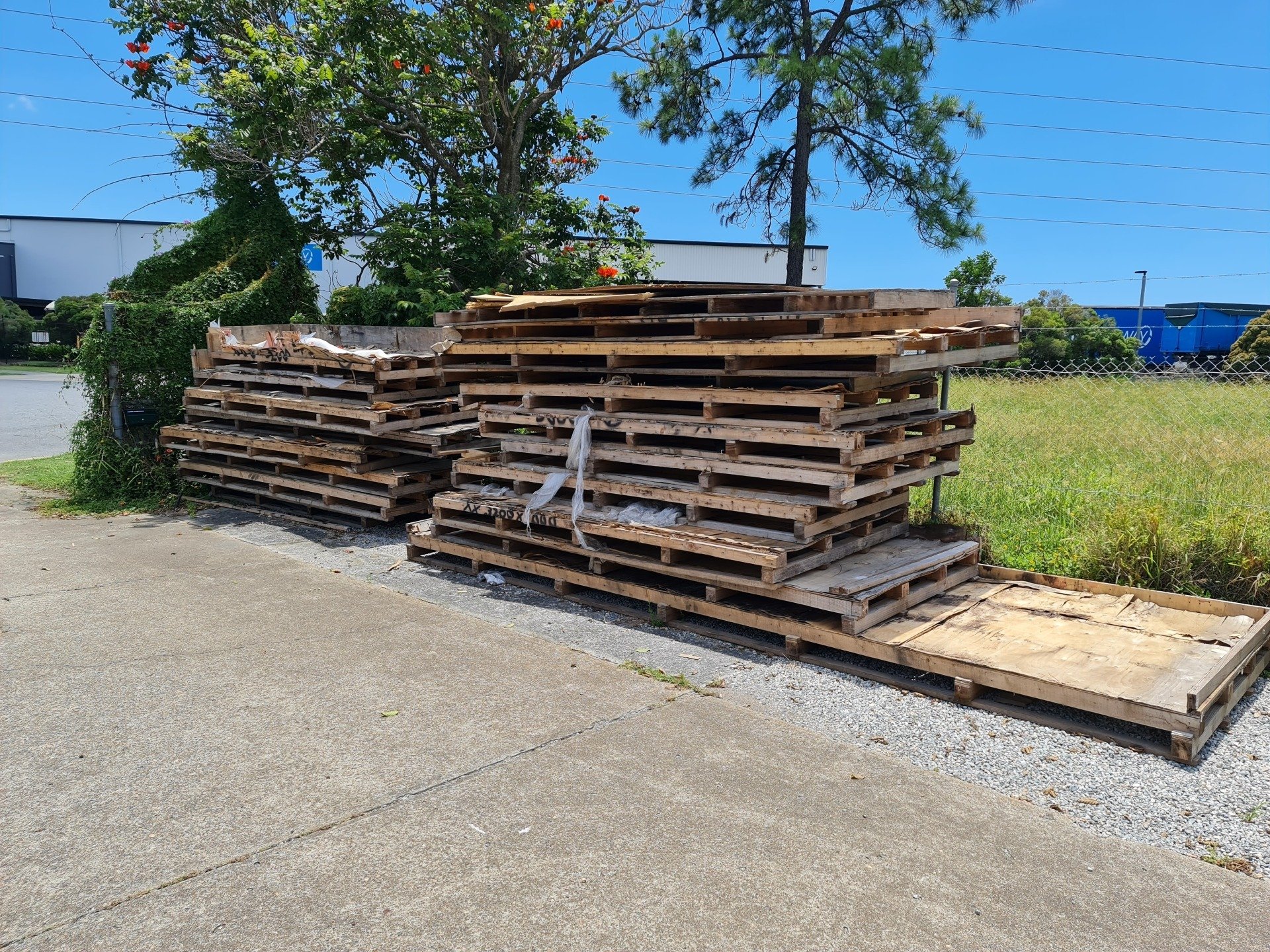 Brisbane Pallet Recyclers Buy and Sell Pallets