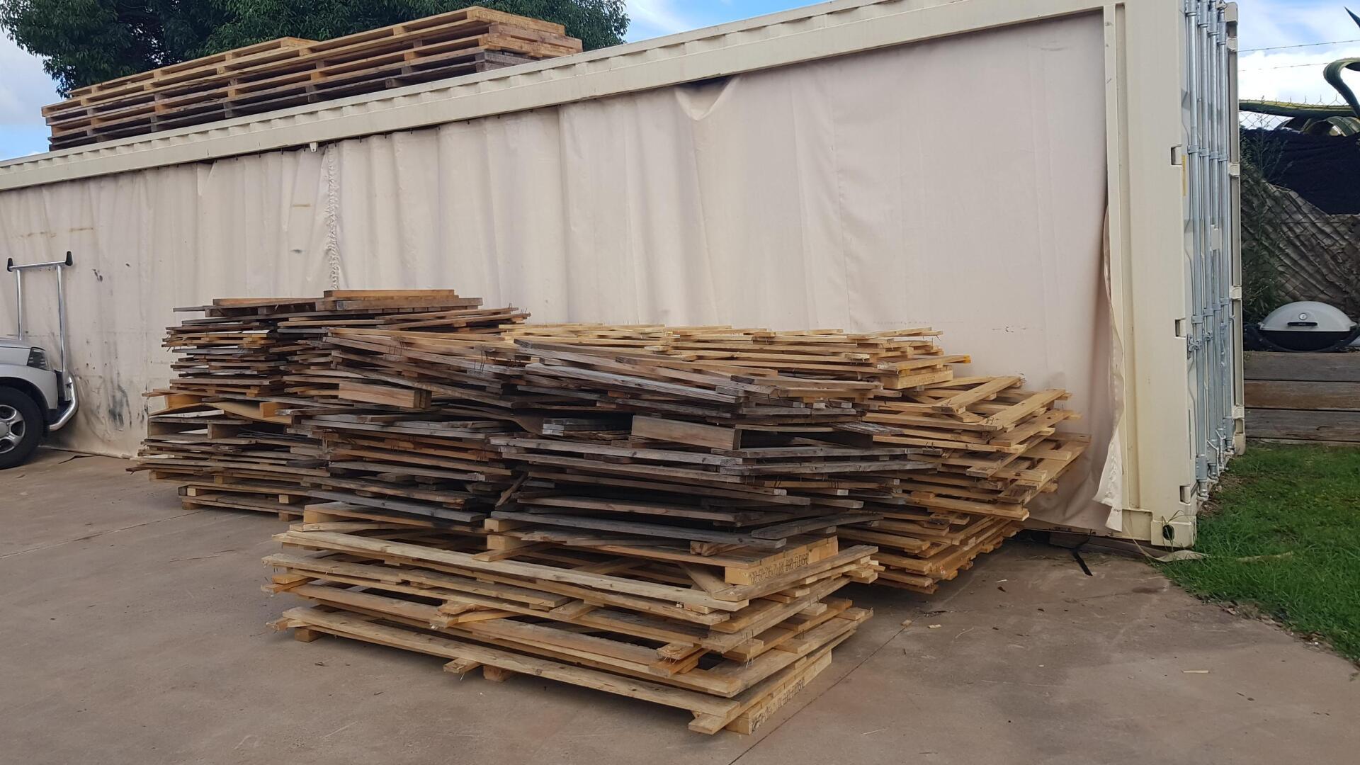 Brisbane Pallet Recyclers Buy and Sell Pallets