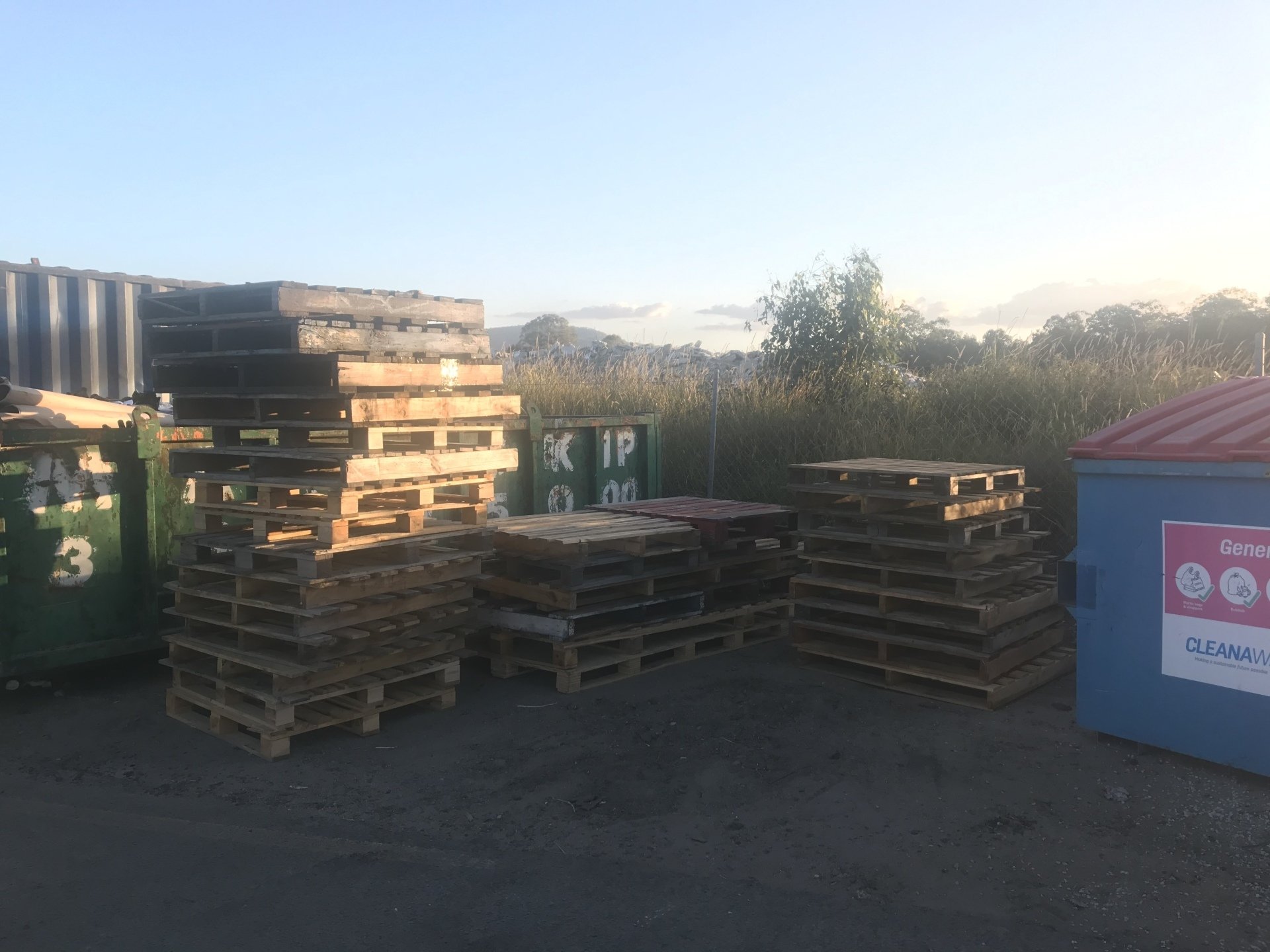 Brisbane Pallet Recyclers Buy and Sell Pallets