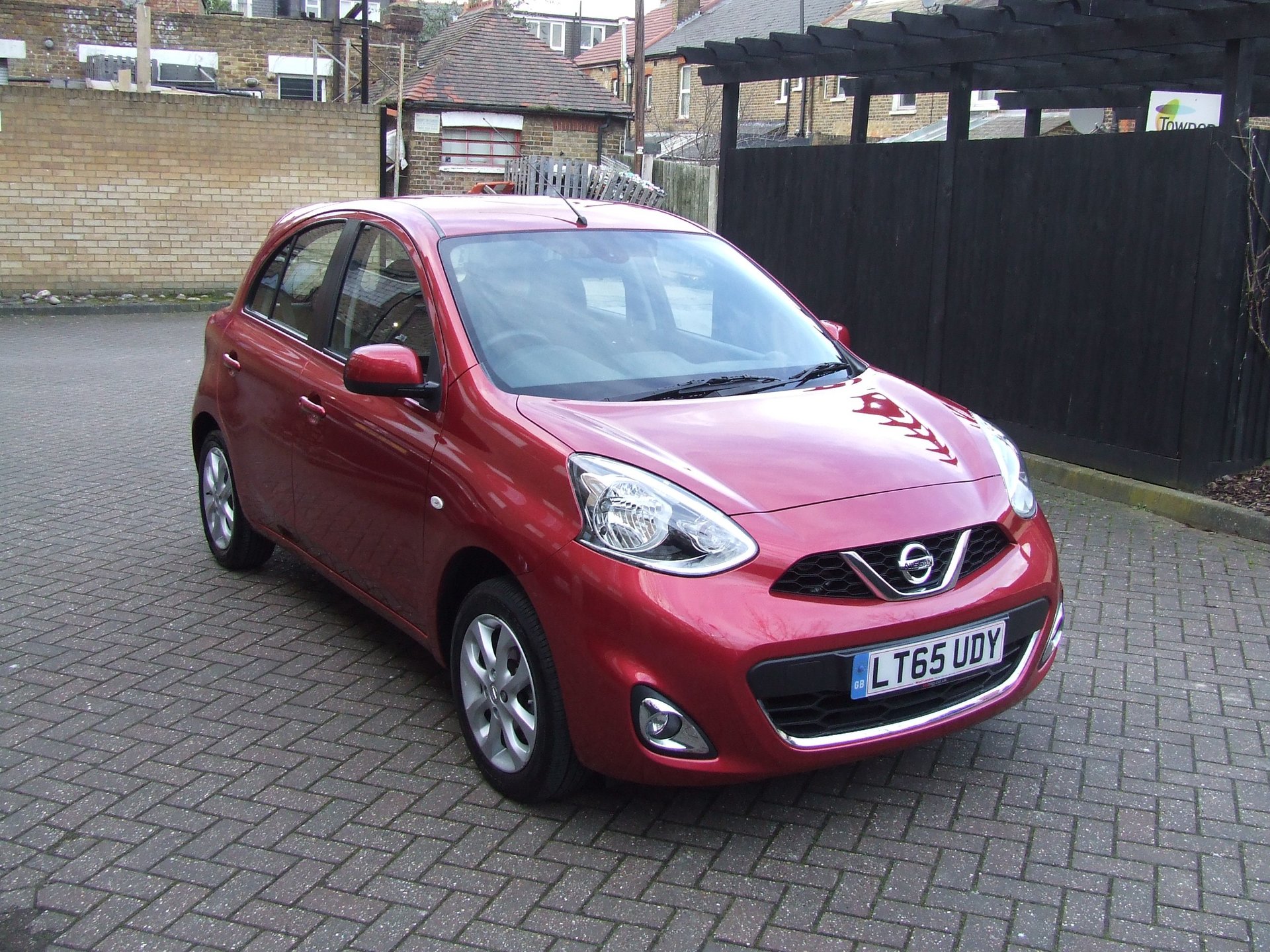 Local used car dealers Car Care Ealing