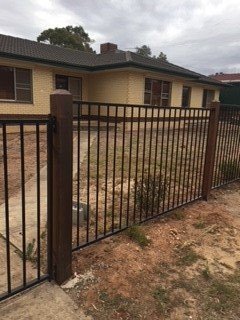 metal house fencing