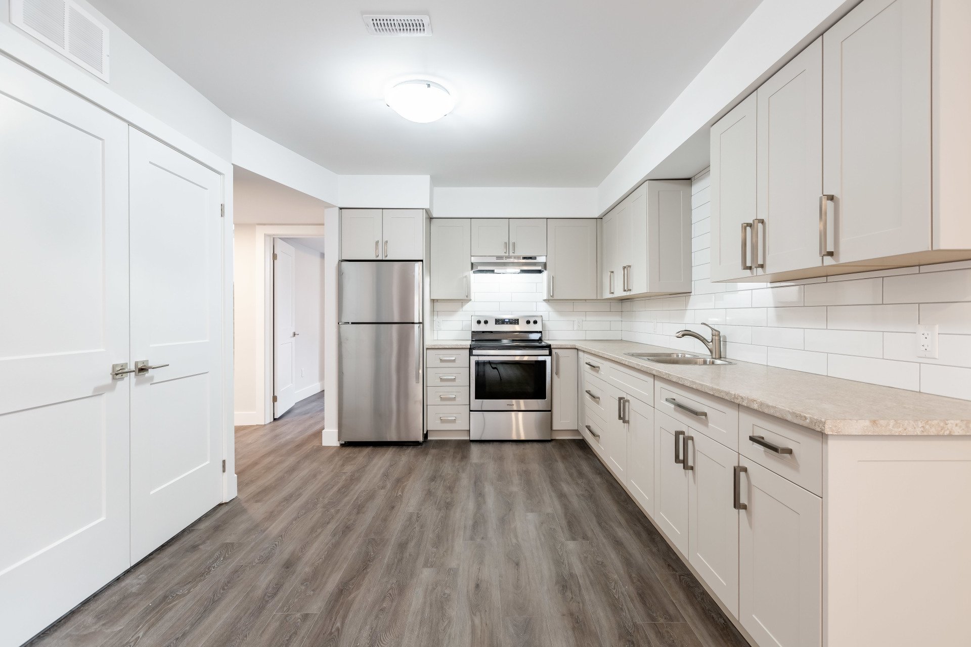 Mirelle & Design Barrie Custom Kitchens &