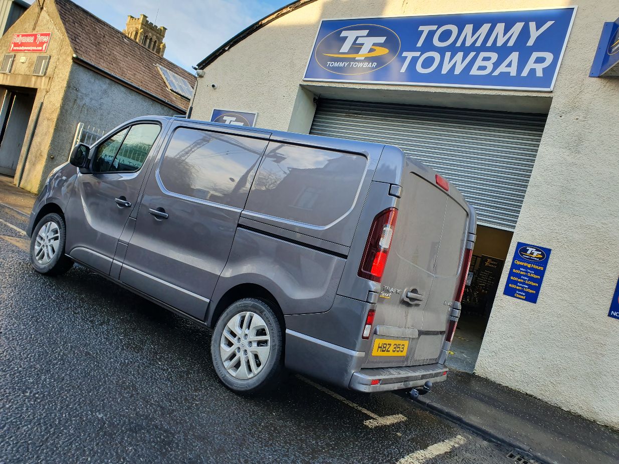 New Renault Trafic Towbar